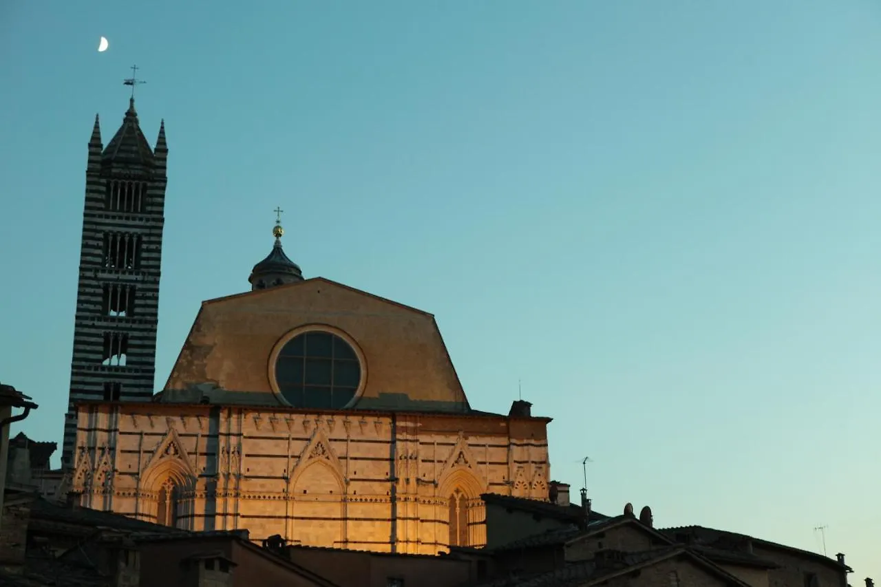 La Costarella - Central With Cozy Terrace Siena